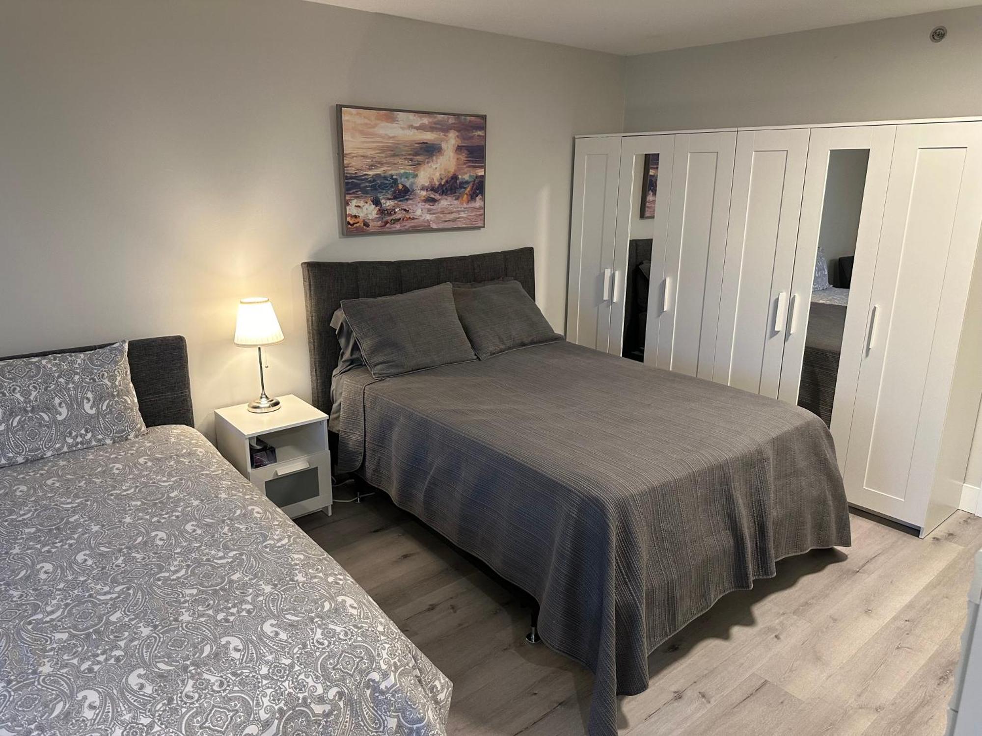 Gibsons Landing Inn Екстер'єр фото