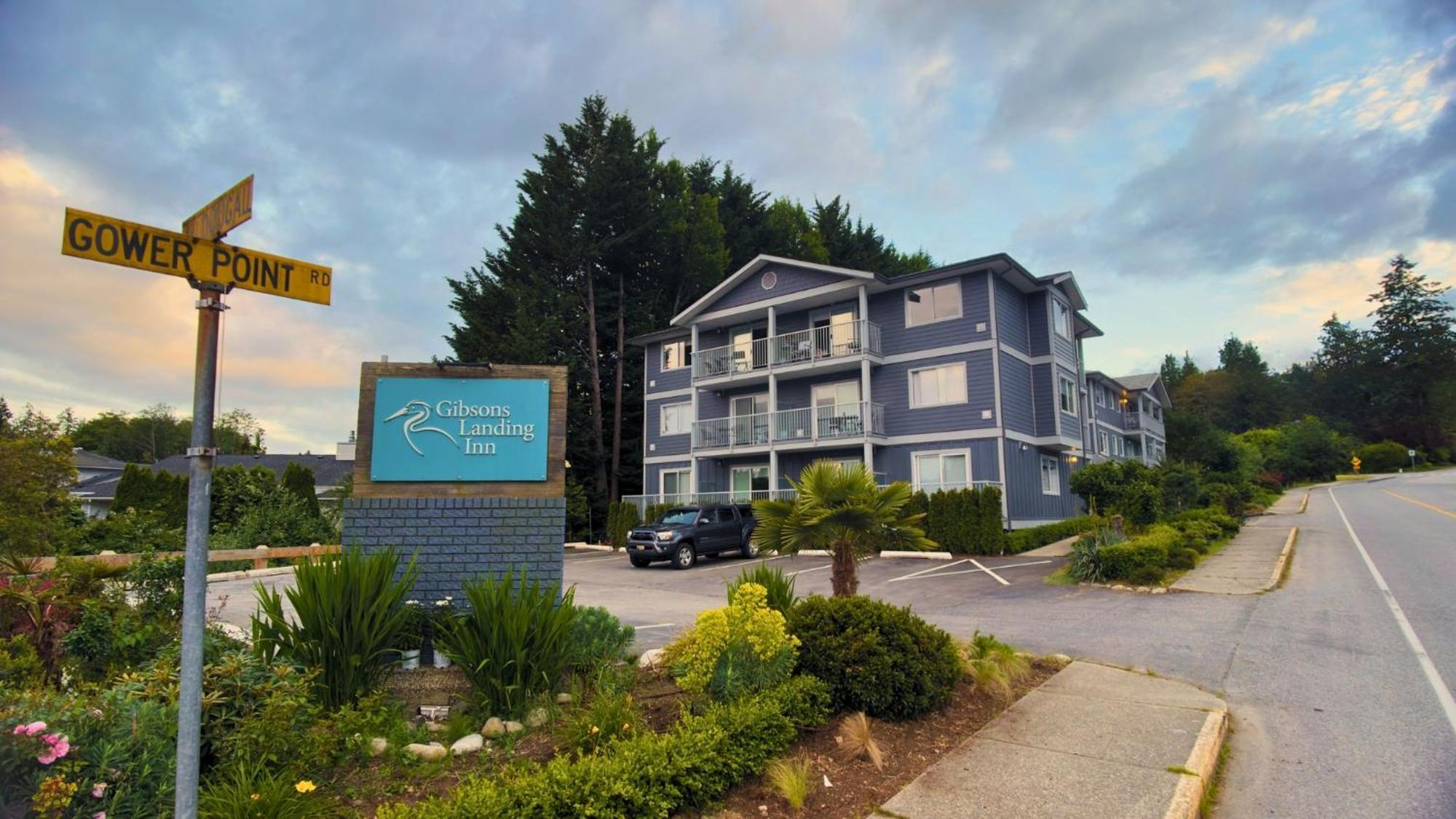 Gibsons Landing Inn Екстер'єр фото
